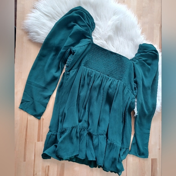 {Abercrombie & Fitch} Emerson Balloon Sleeve Mini Dress - Picture 9 of 9